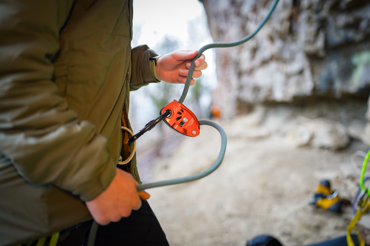 Belaying with a Grigri in Chatt