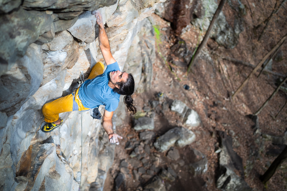 Climbing overhanging routes in Chattanooga