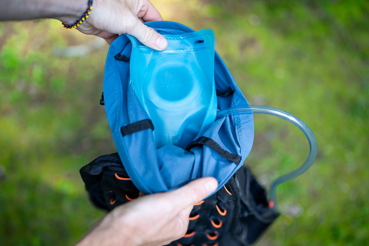 Showing a water bladder with no structure on the back