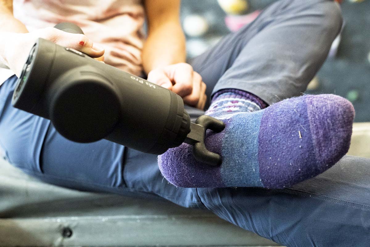 Percussion massager (massaging foot with Opove M3 Pro Max)