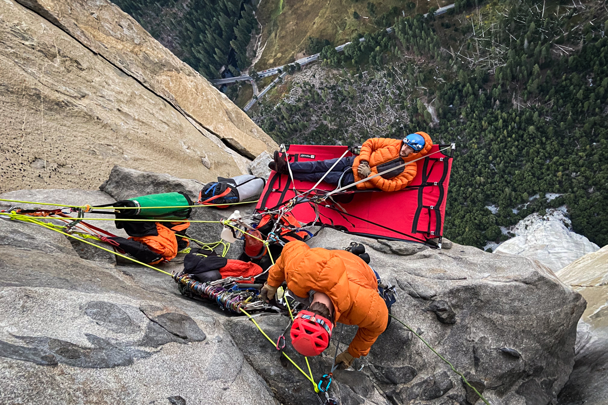 Climbing El Cap in the Rab Neutrino Pro