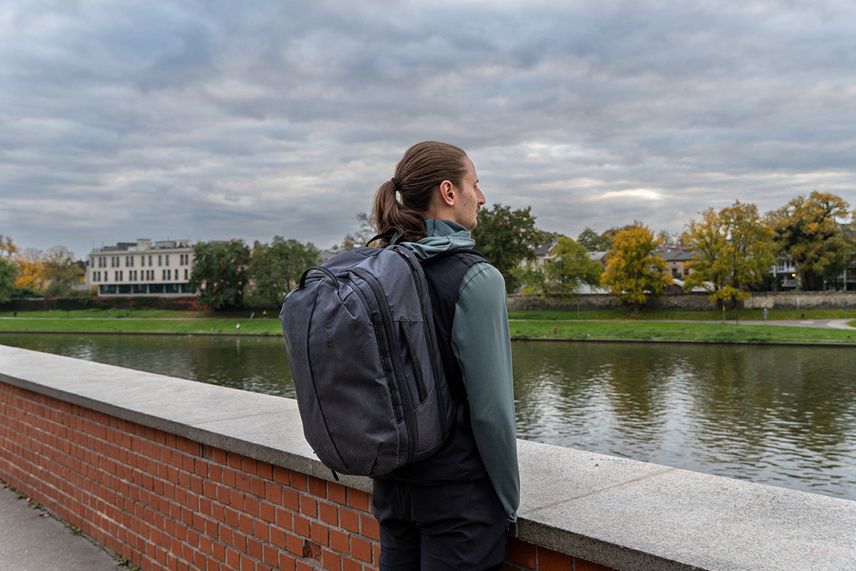 Thule Aion travel pack (overlooking water)