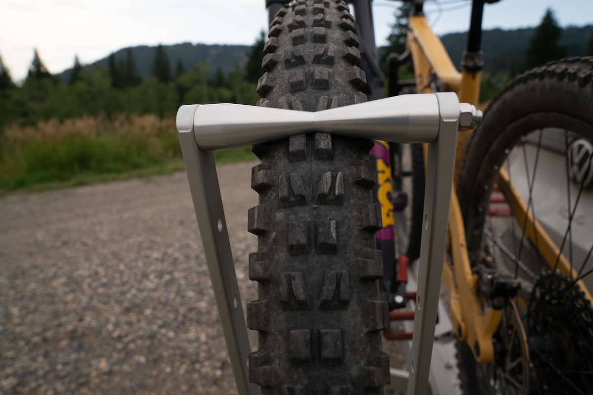 Super Duty tire attachment closeup