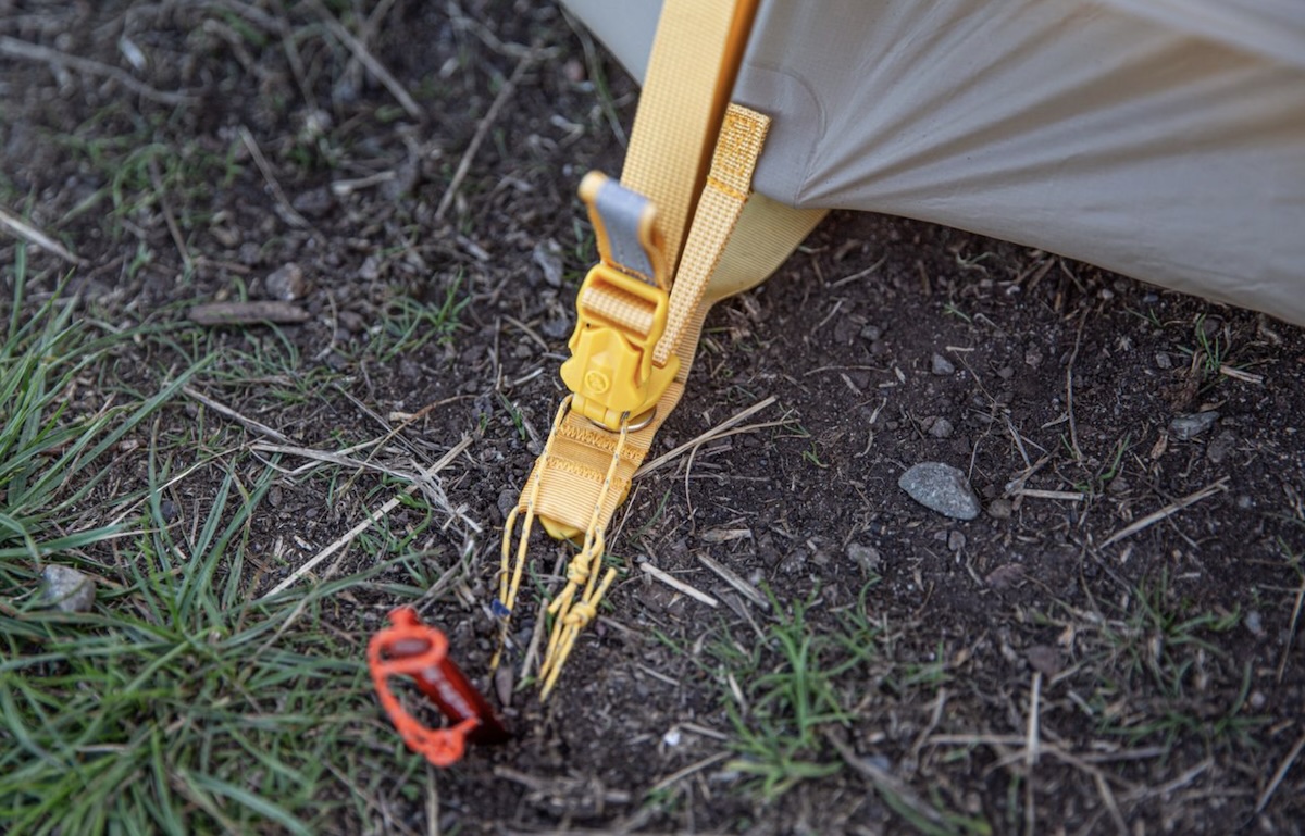 Big Agnes Tiger Wall UL 2 Bikepack pole tip and tent fly 