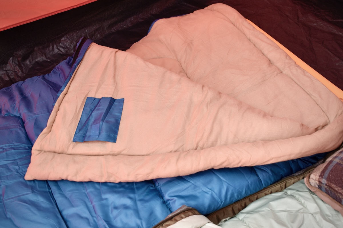 Showing the material and construction of the Coleman Brazos 20 Sleeping Bag