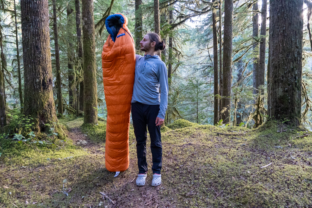 Feathered Friends Swallow UL 20 (holding sleeping bag up)
