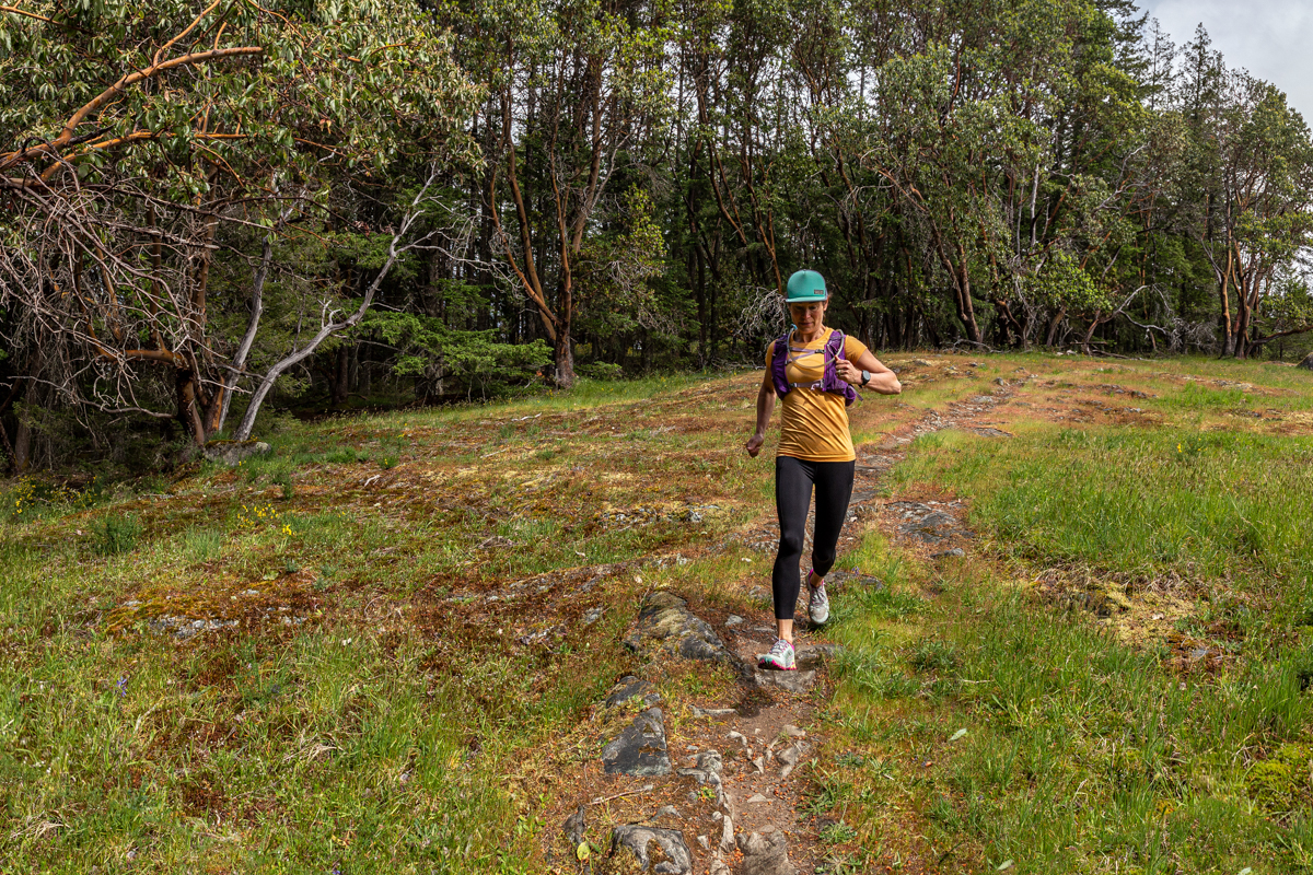 Garmin Fenix 7 Pro (running with watch)