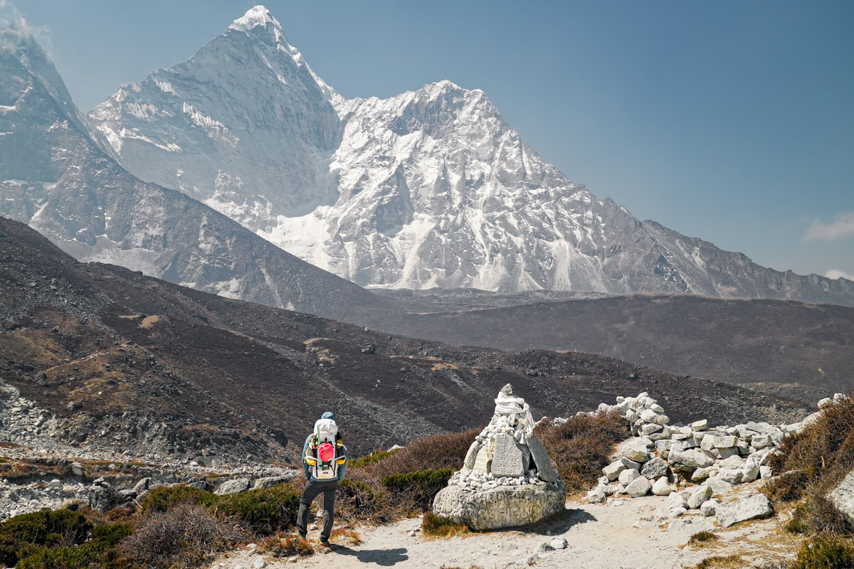 Hiking in the Khumbu Valley with the Halka 55