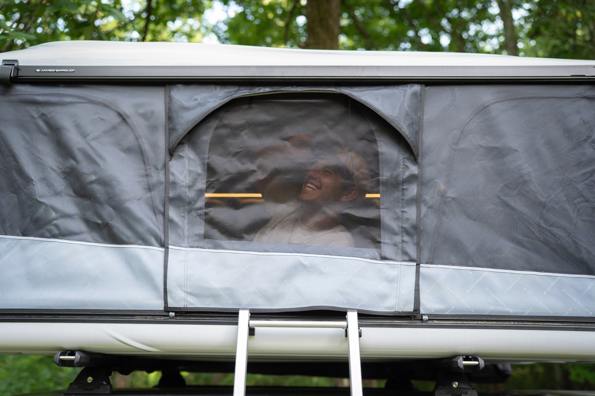 James Baroud Odyssey windows shut