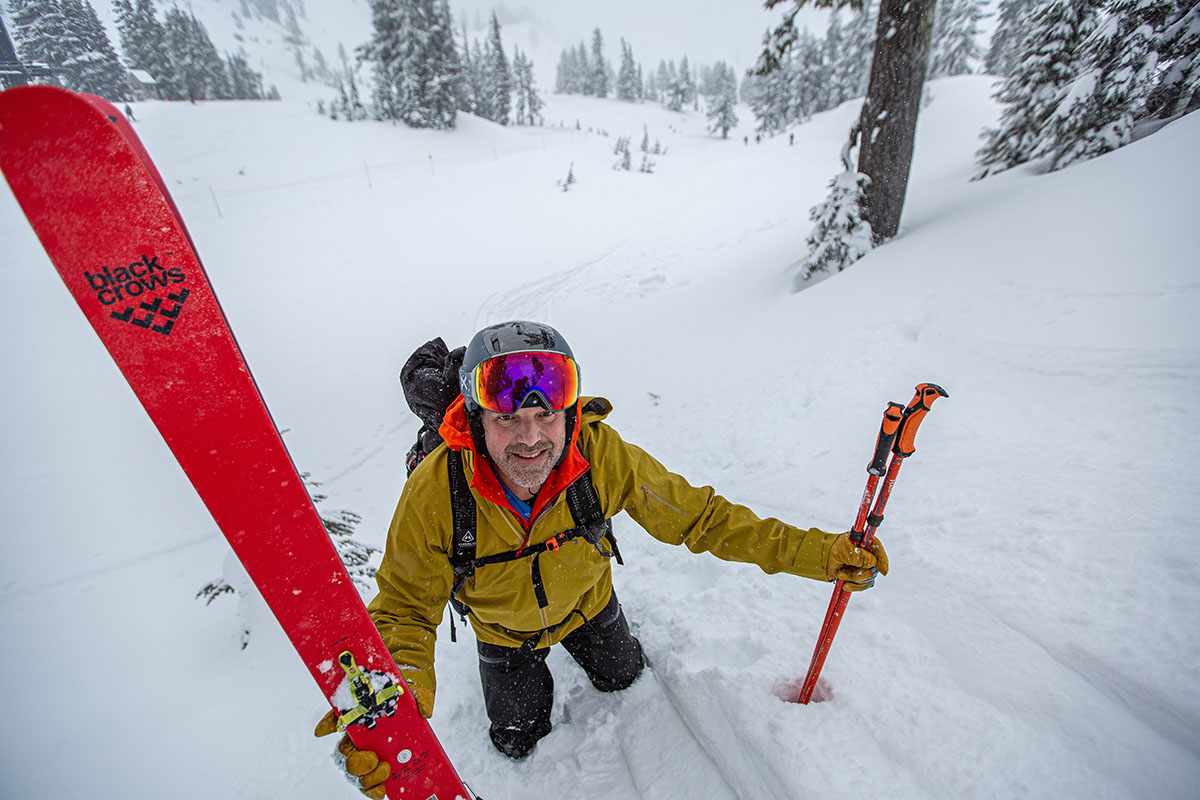 Oakley Mod5 MIPS ski helmet (bootpacking in backcountry)