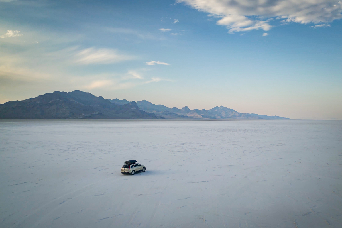 Riding on the salt flats with the Condor 2