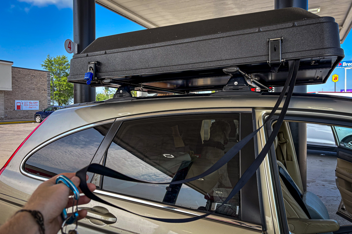 The pull cord sticking out of the Condor 2