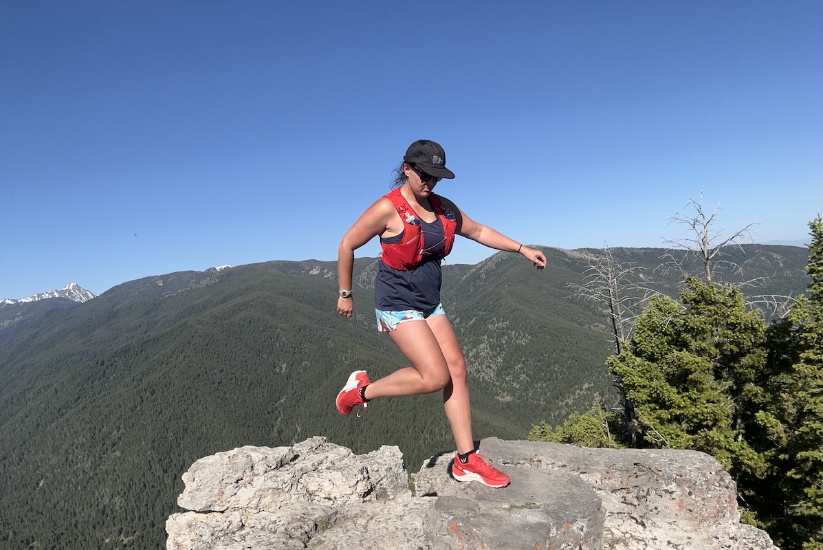 salomon shoe running on a ridge 