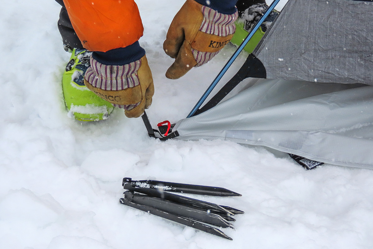Samaya 2.0 tent (closeup of tent stakes)