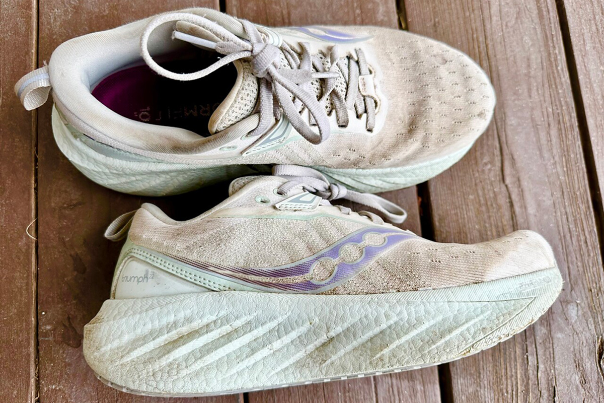 Saucony Triumph 22 (shot from above)