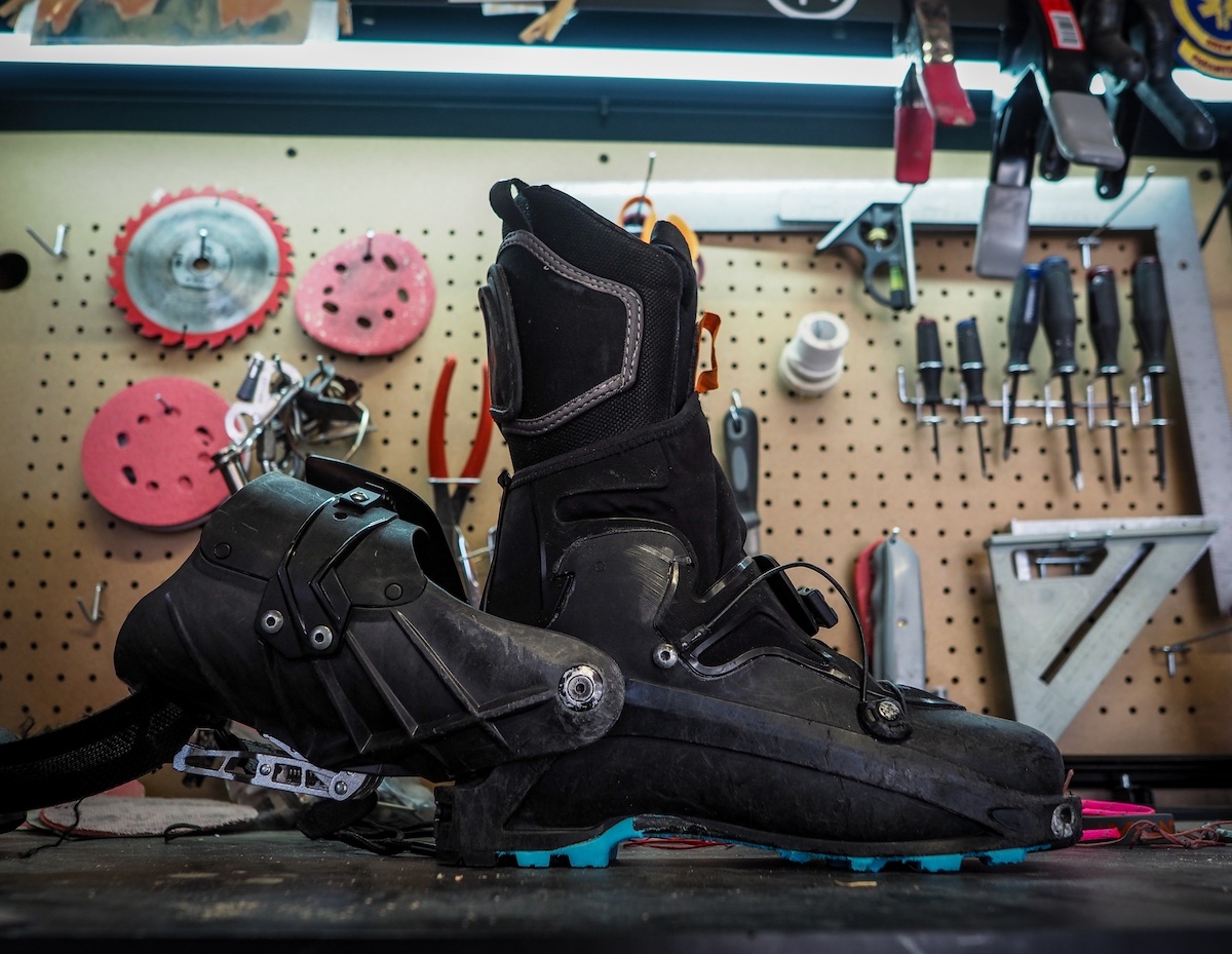 Scarpa F1 XT ski boot (work bench liner)