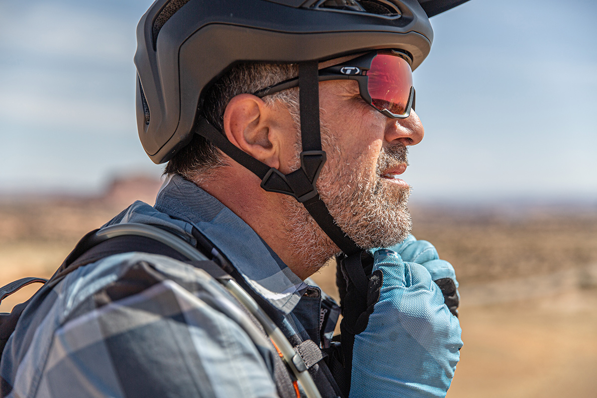 Specialized Ambush 2 helmet (coverage and safety)