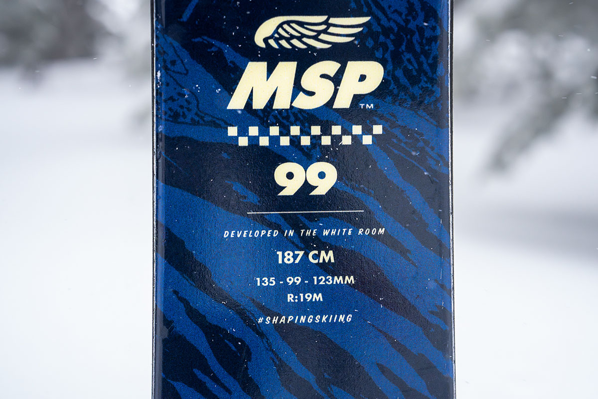 Ski waist width (closeup of ski profile)