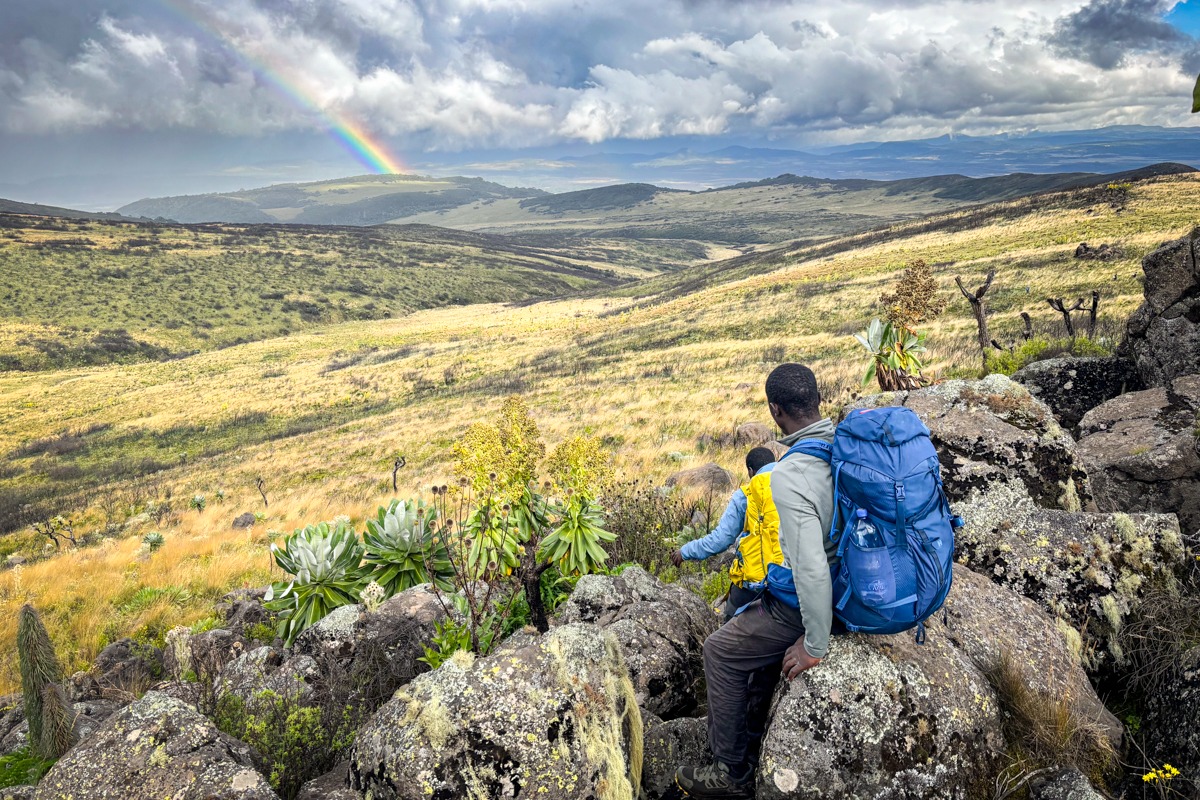 The rocky outcropping before dropping down to the Sagana river_0