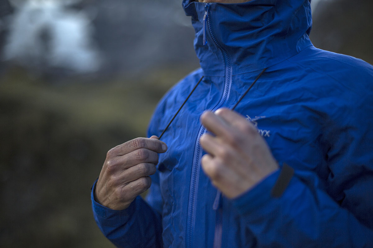 Arc'teryx Alpha FL jacket (hood adjustments)