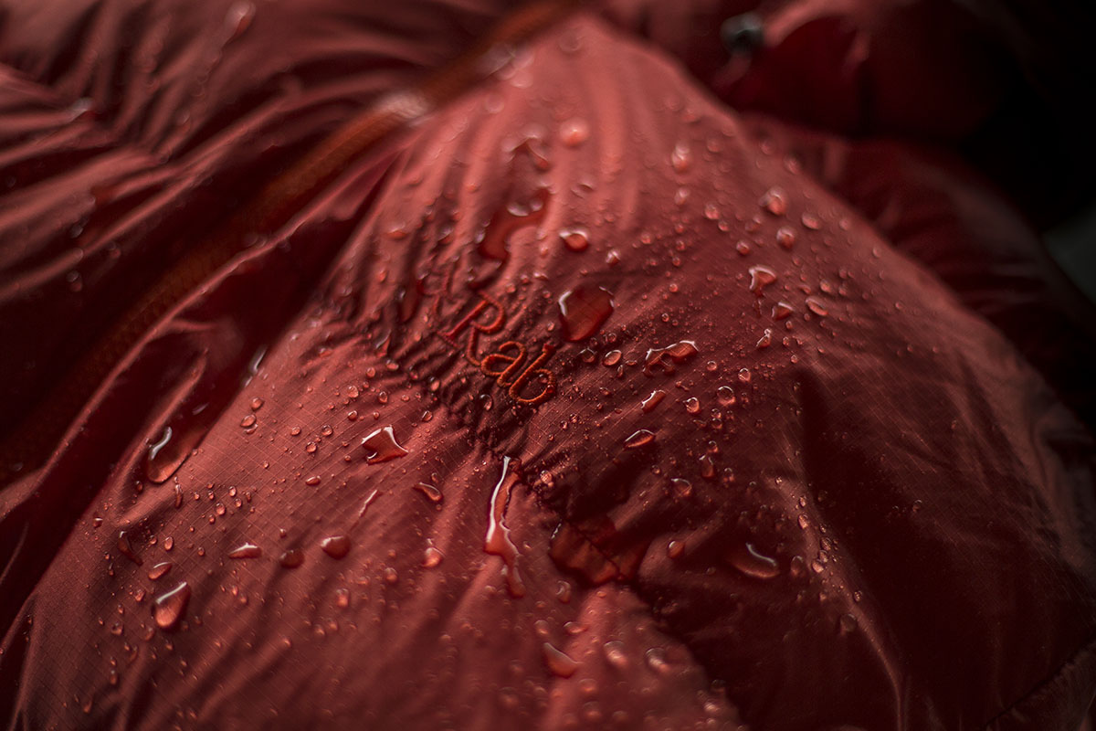 Rab Neutrino Endurance (water resistance)